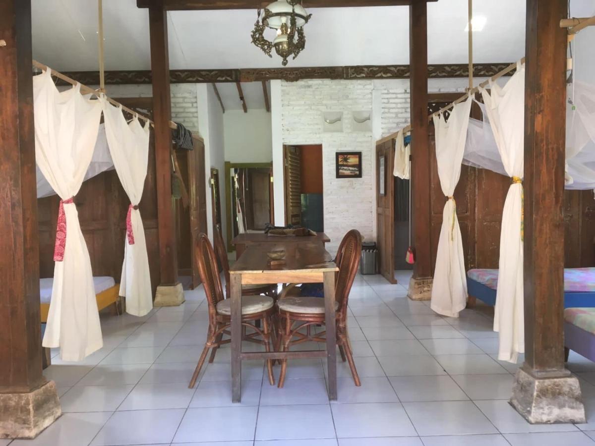 Vh Surf Camp Daire Pacitan Dış mekan fotoğraf